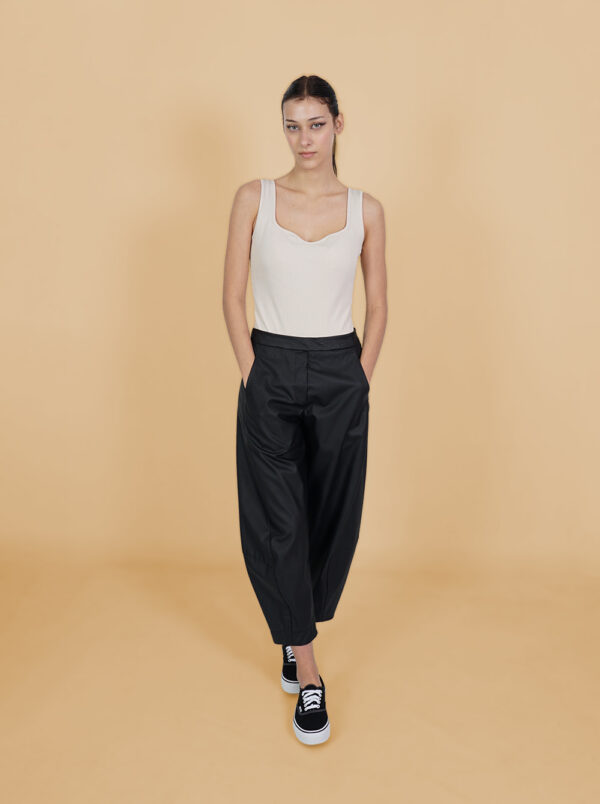 Moutaki capri slouchy pants